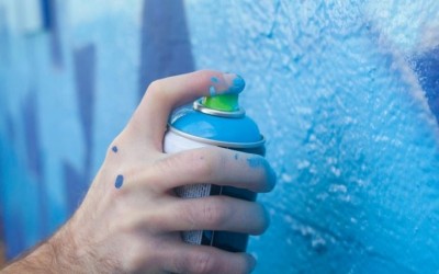 Спрей бои – плюсове и минуси