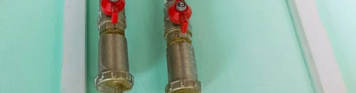 Къде се монтират обезвъздушителните клапани?