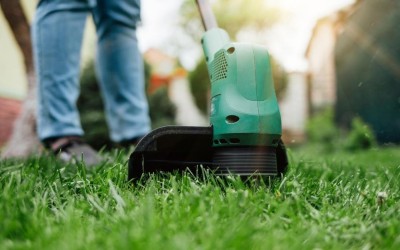 Как да изберете електрически тример за косене?