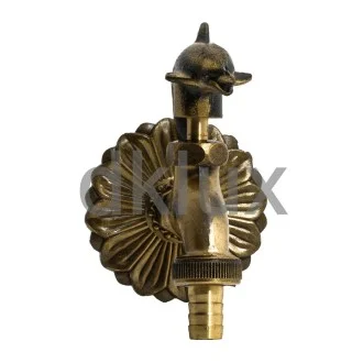 Декоративна канелка месинг с ръкохватка Делфин Декоративна канелка месинг с ръкохватка Делфин