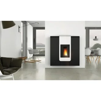 Дизайнерска пелетна камина XILA IDRO водна риза 18kW