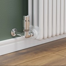 Хромирани кранове за радиатор и лира