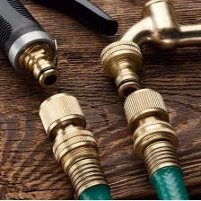 Месингови градински фитинги