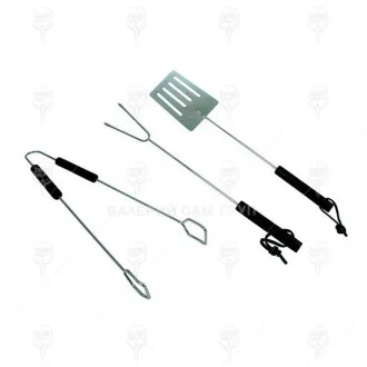 Комплект прибори за барбекю с дървени дръжки