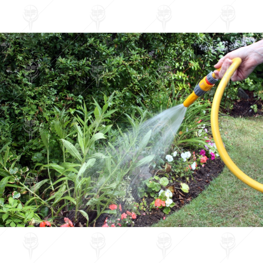 Маркуч градински 1/2"-13мм 25м Royal, всесезонен (1/2" Вътрешен диаметър: 13 мм. Дължина: 25 м. Термоусто) на цени от 19.99 лв. само в dklux.com