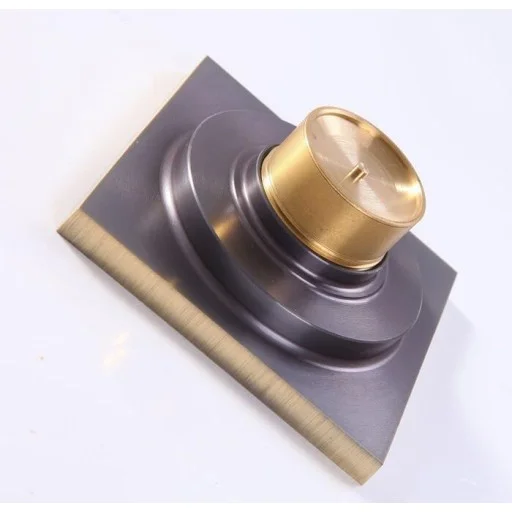 Подов сифон BRONZE с декоративна решетка ORNAMENT (Месингов подов сифон, декоративен, 10х10 BRONZE) на цени от 49.99 лв. само в dklux.com